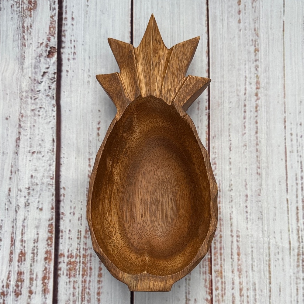 Pineapple-Shaped Wooden Bowl